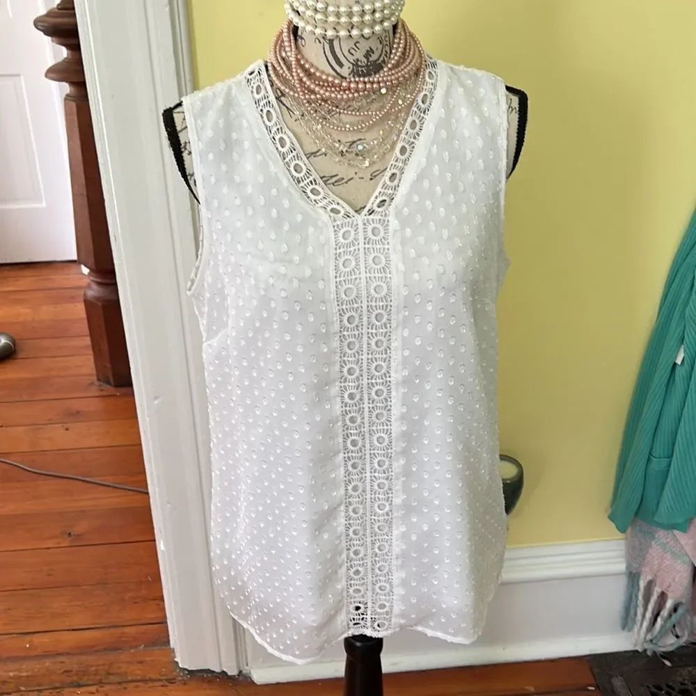 *Christopher Banks* Sz M *Classic* Coastal-Chic White Lace Inset Blouse EUC